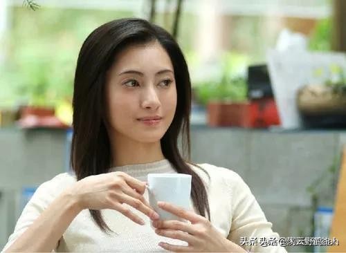 表哥的老婆,表哥的女儿叫表弟什么