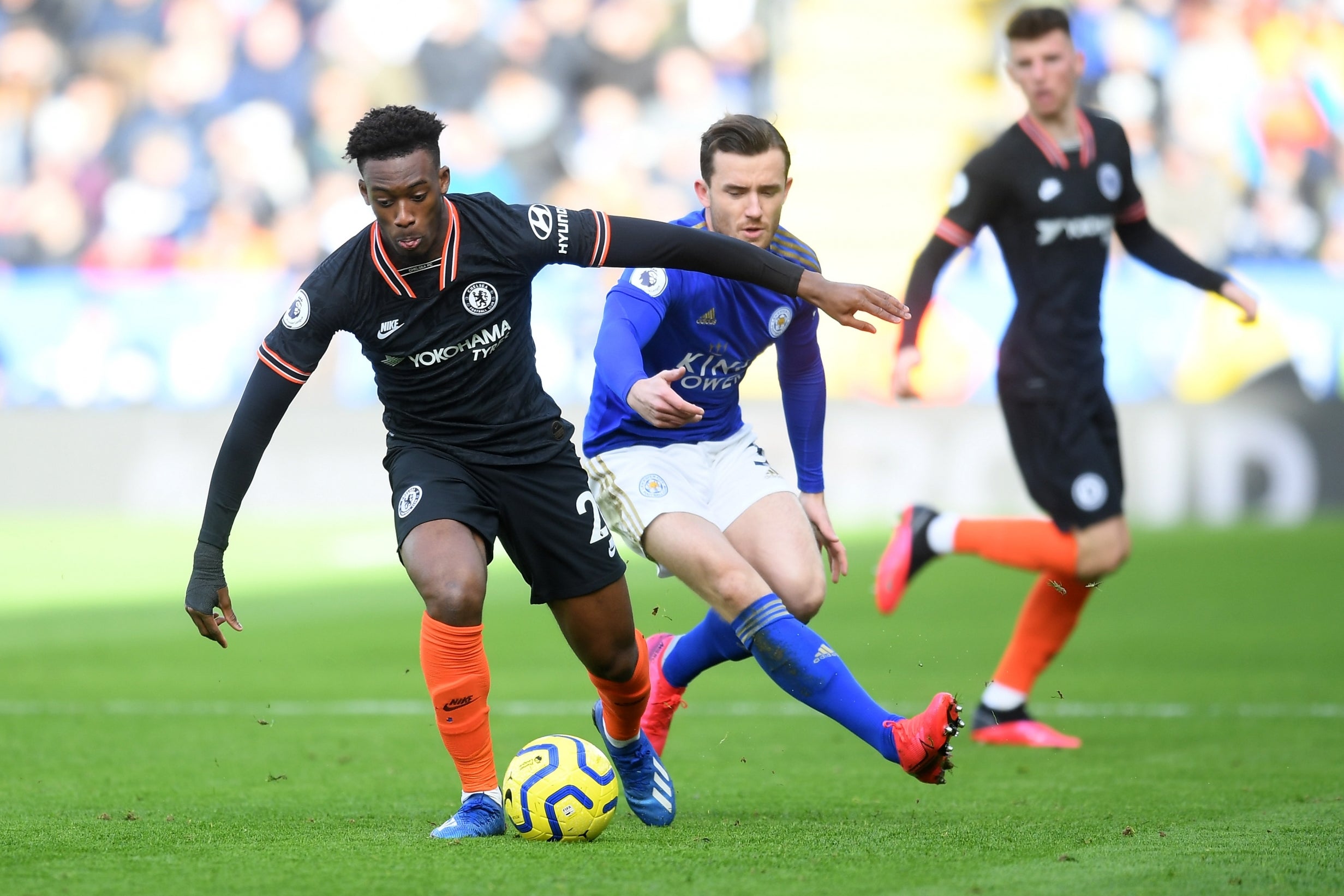 25分钟对飚4球！一场2比2让英超青年军3轮不胜，曼联热刺隔空获益