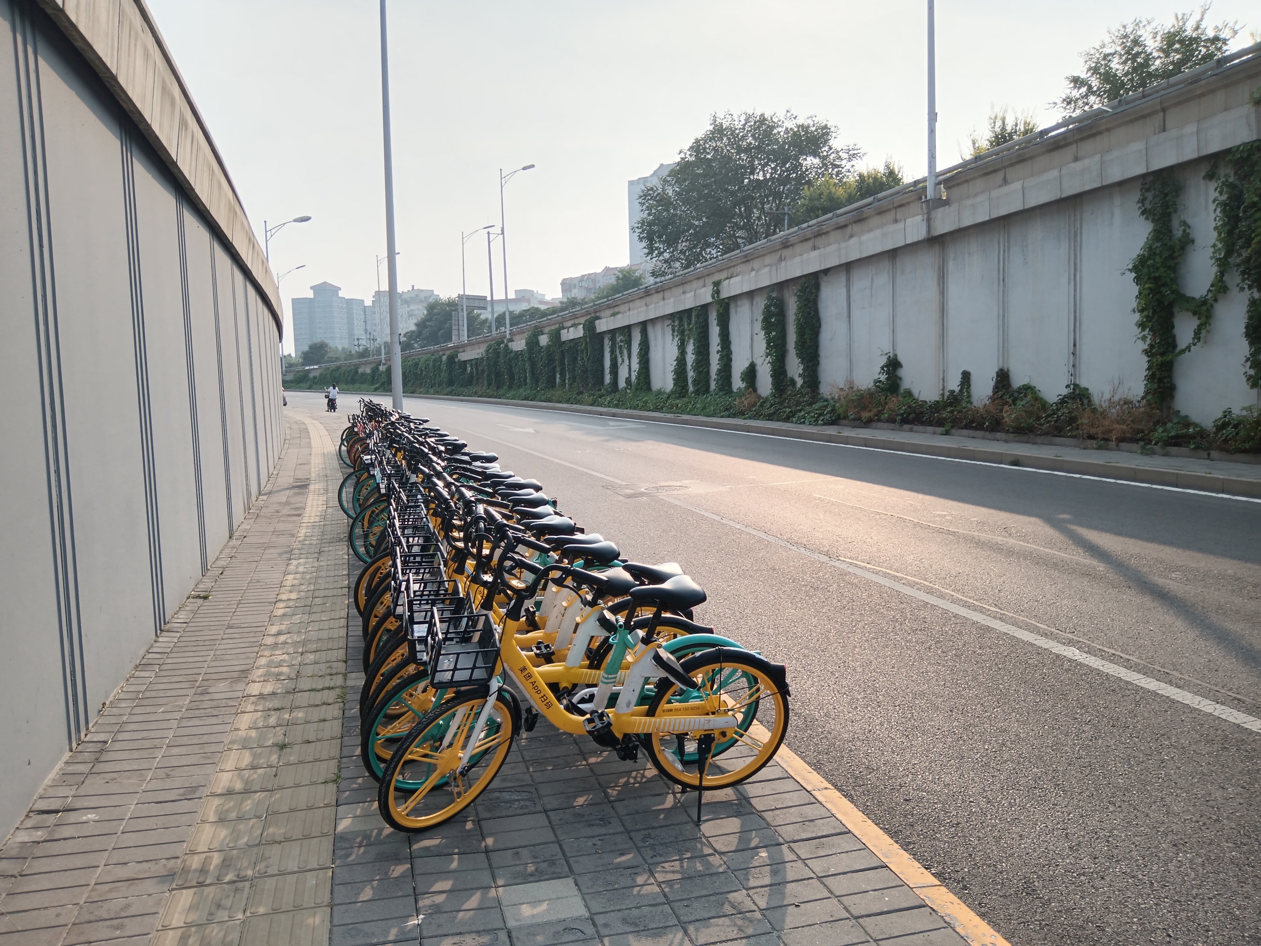 华为畅享20plus和荣耀30哪个好,华为畅享20e和荣耀play5t对比