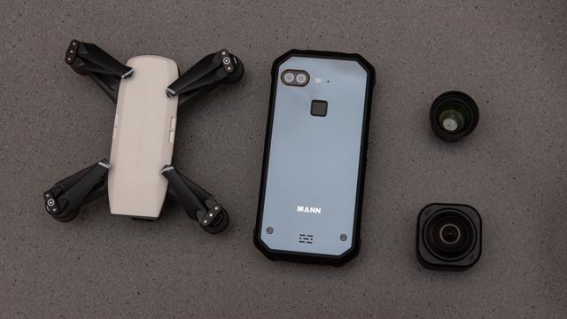 极限“破冰测试”，这款国产三防手机冻成冰都能玩