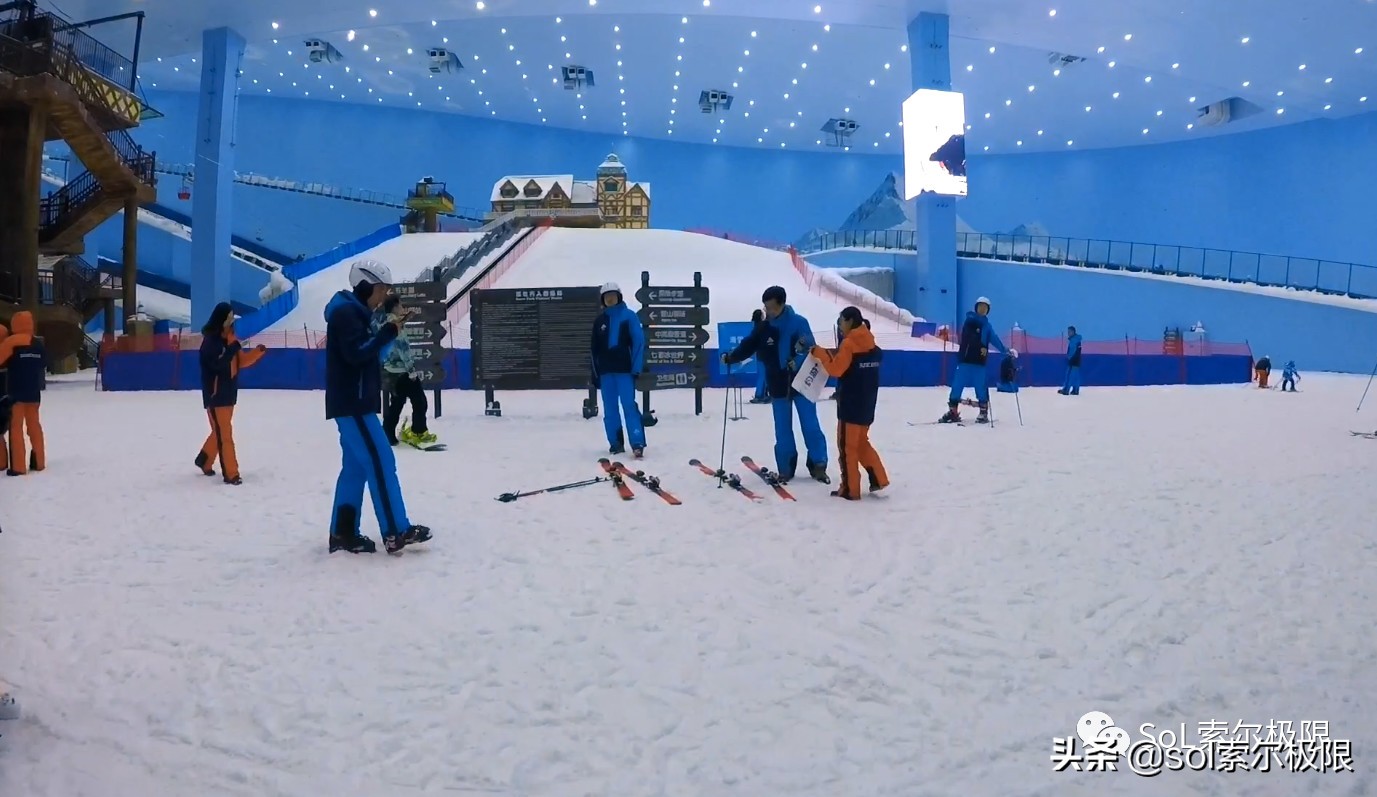 融创雪世界广州能滑多久,融创雪世界广州攻略视频