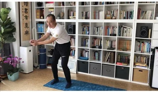 体育老师健身直播,当健身教练直播