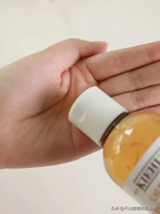 夏季水乳清爽控油,混干鼻子出油夏季水乳