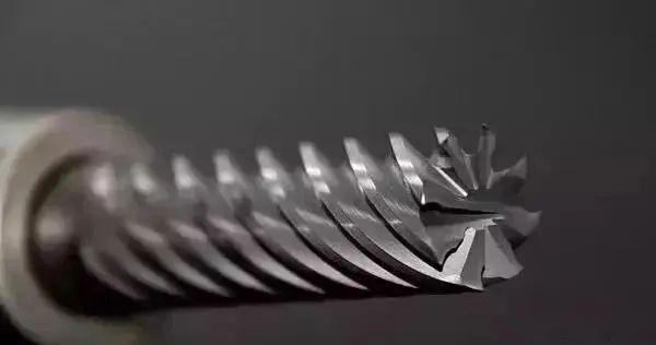 钳工基础知识教程视频,钳工必须掌握哪些基本操作