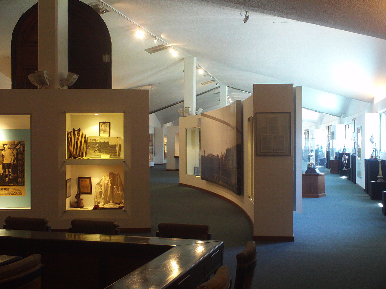 乌拉圭首都蒙得维的亚地理位置,乌拉圭风光