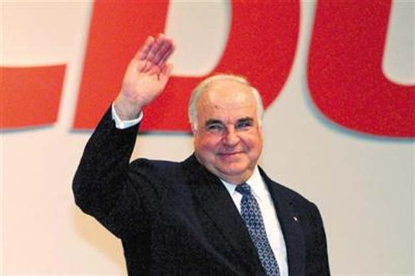 默克尔重新执政的可能性,默克尔为何可以执政16年