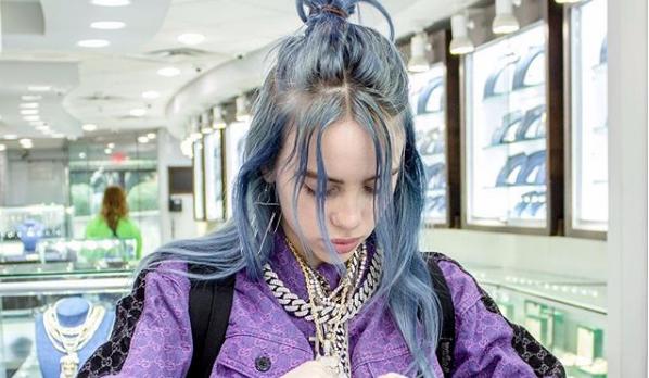 17岁少女有可能会超越LadyGAGA，2019最強乐坛新人怪奇比莉是谁