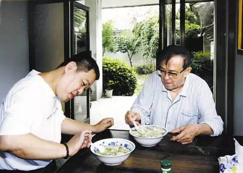 余秋雨随笔,余秋雨最经典散文