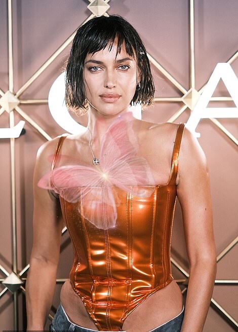 超模伊莲娜写真集,伊莲娜穿搭