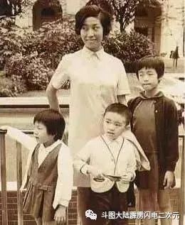 周星驰传奇免费观看,周星驰传奇人生记录