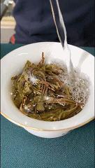 “云茶云水思故乡”，这个中秋分享你与茶的故事，我定奉上好茶等你来