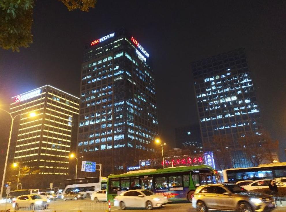 关山大道是光谷中心吗,武汉光谷关山千亿大道