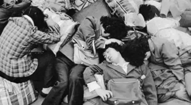 春运回家有多难视频,渐行渐远的孤单的旅途