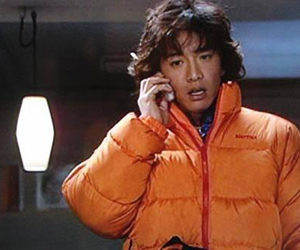 冬季奶黄色羽绒服穿搭,潮人怎样穿衣服