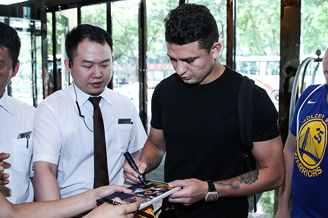 国足归化艾克森回巴西,国足首发艾克森首秀