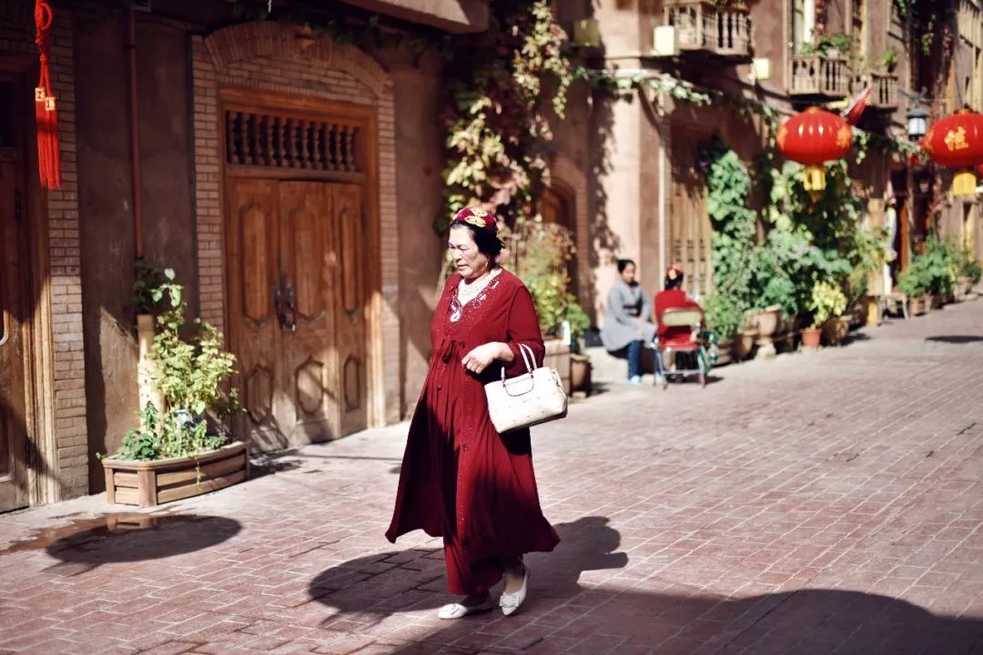 新疆炫富方式是什么,新疆喀什好种的花