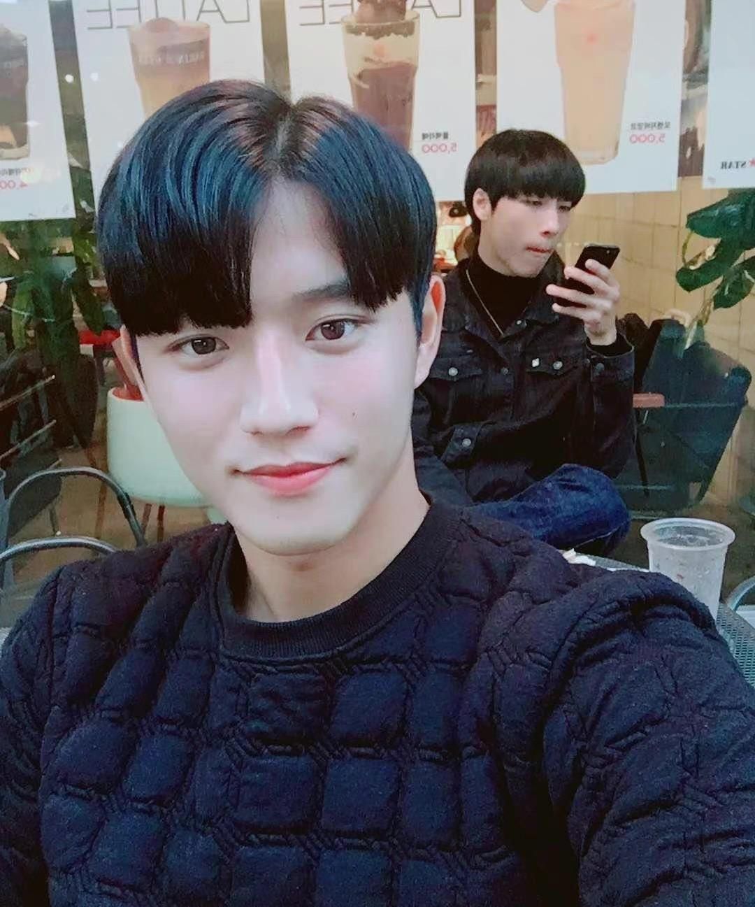 韩国男运动员逆天颜值,韩国男足颜值