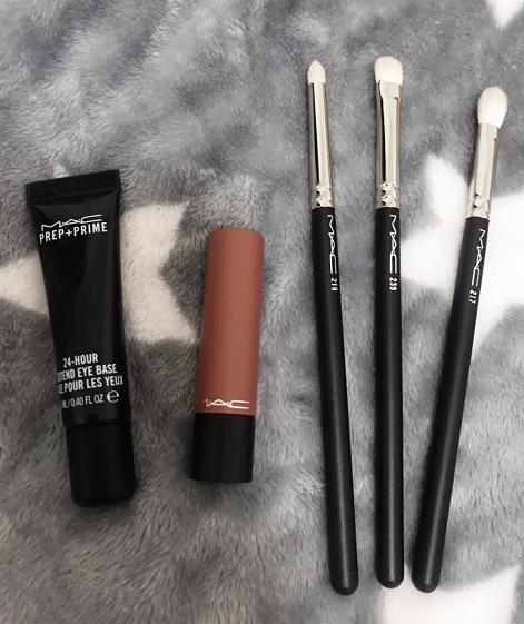 mac316和雅诗兰黛333的区别,mac和雅诗兰黛口红哪个好用