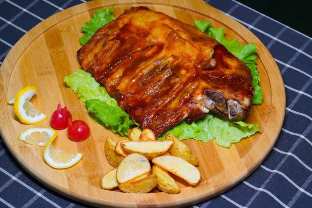 吃在济南｜超大大大号西班牙海鲜饭，海鲜比饭多！不服来战