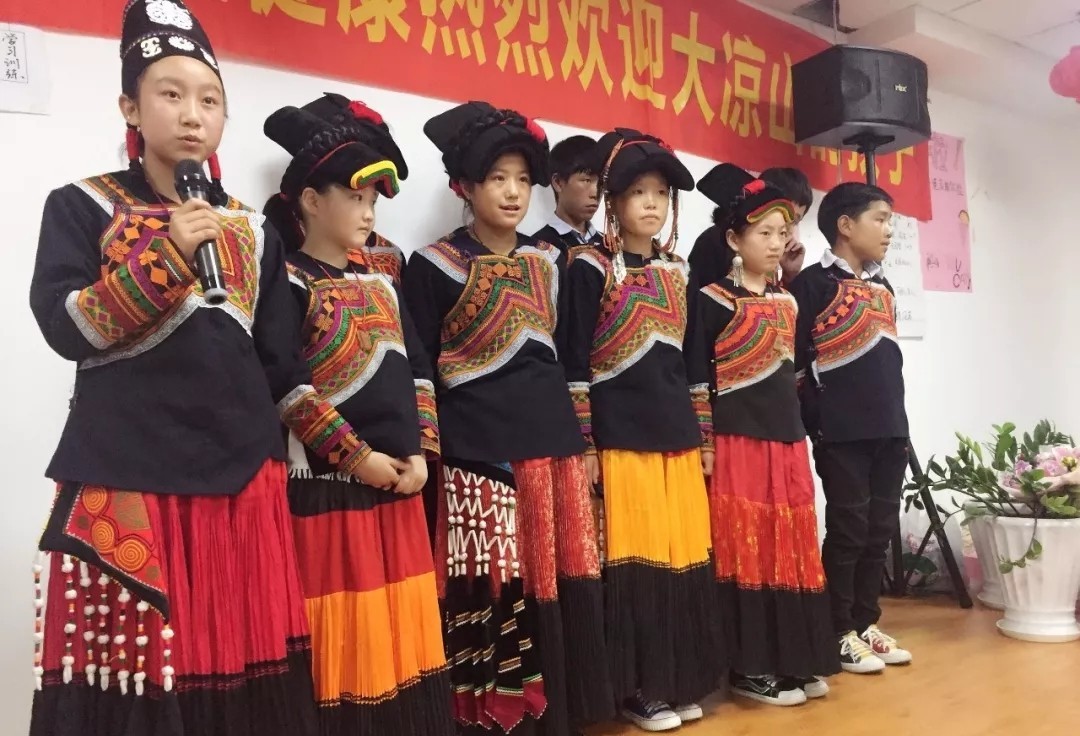 张家港这家俱乐部，成立2年，不聚餐不搓麻，悄悄干了这6件大事…