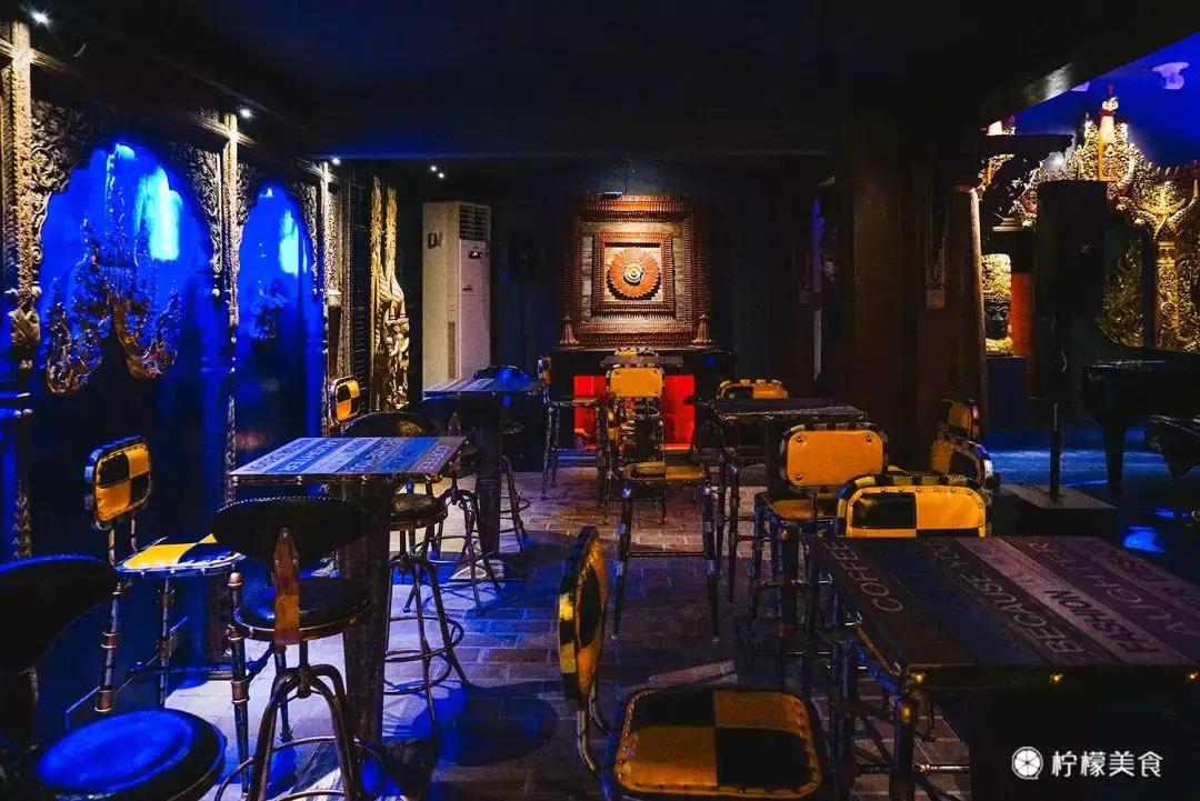 深圳藏在巷子里的酒馆清吧,藏在深圳闹市里的复古小酒馆