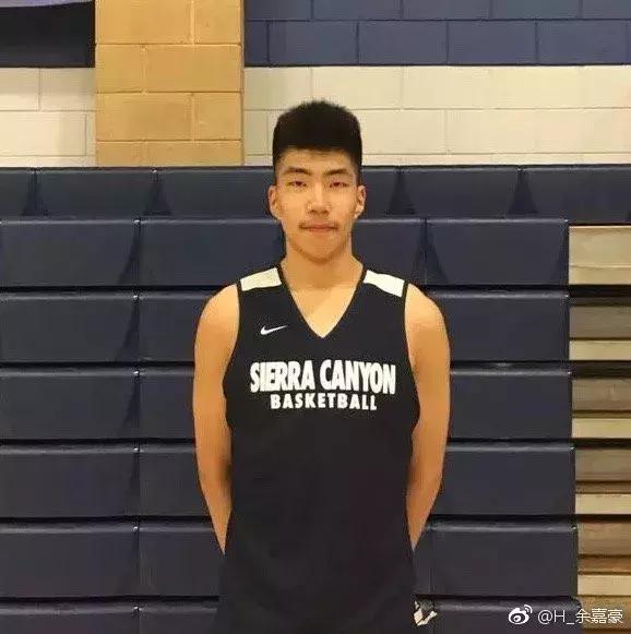 和詹韦2.0做队友，这个身高2米20的中国U16小巨人了解下！