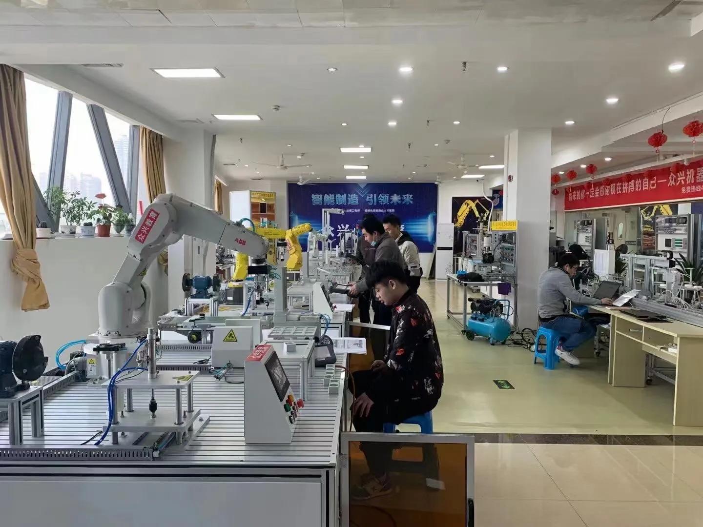 plc编程机器人线下免费学,专业做plc工业机器人视觉编程培训