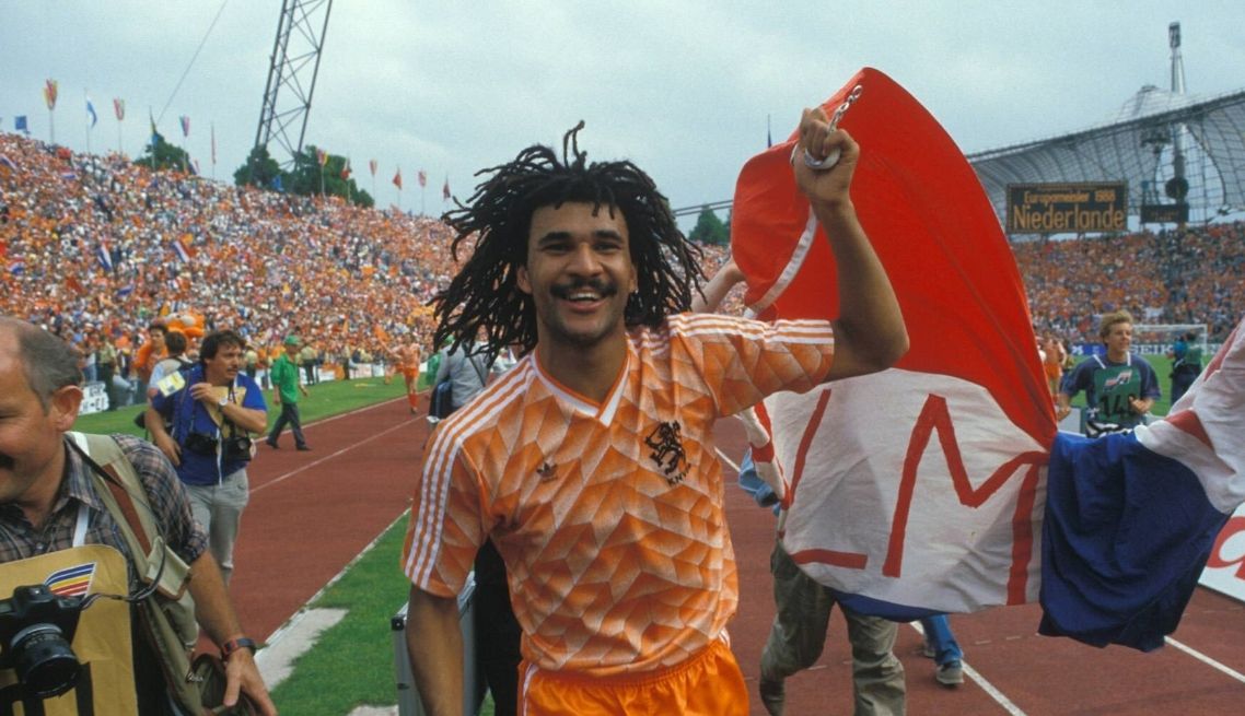 世界足球最帅的五大男人,世界最帅五位足球明星