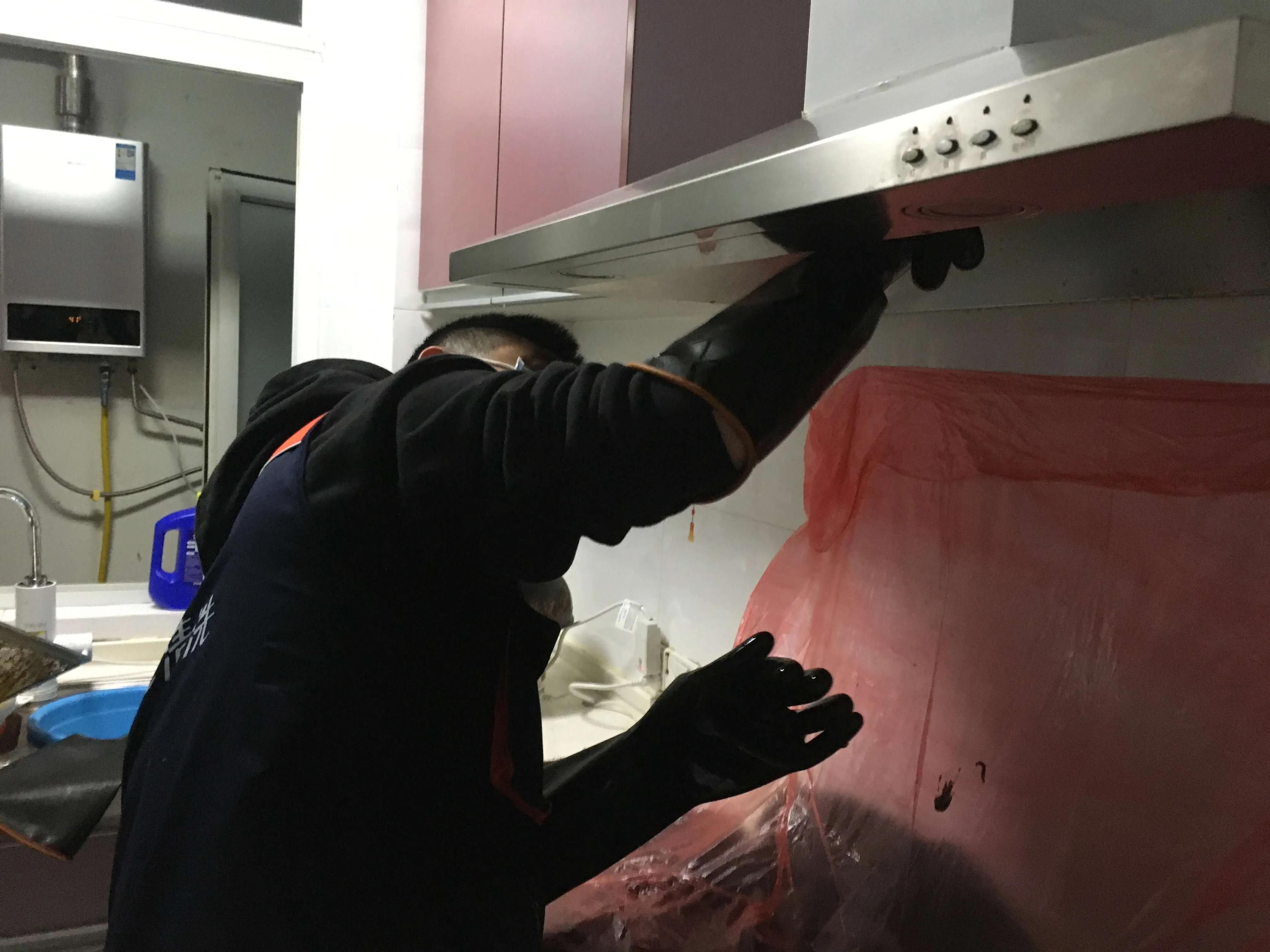 95后小伙4次创业还欠5万多,95后小伙创业亏损吗