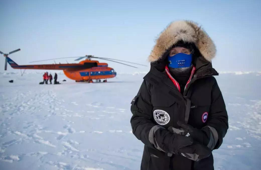 留学生关注！穿加拿大鹅危险了，有人专门抢穿鹅的亚洲人