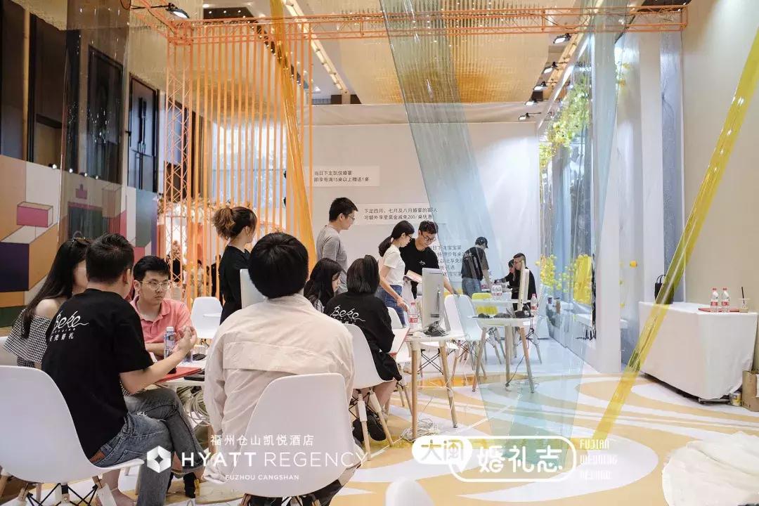 从万元婚纱照到10万婚宴，为什么全福州备婚的人都来参加喜事会