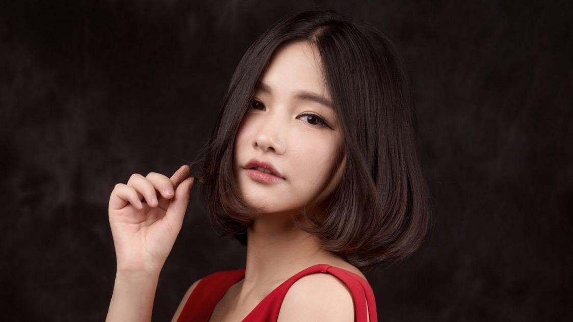 斗鱼神豪帆爷退鱼,斗鱼神豪刷20万挽留一姐