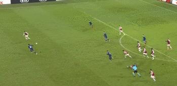 巴萨球员20号,巴萨16岁新星绝境爆发力