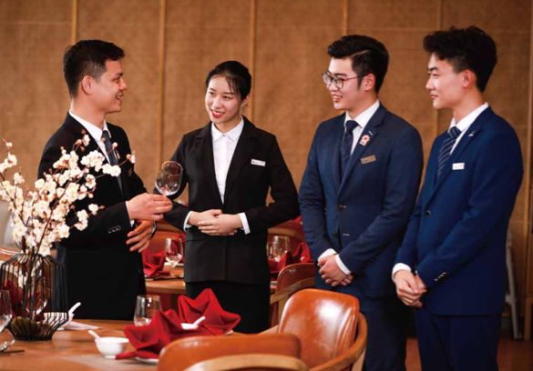 2019寒假“悦动锋尚”三亚浸入式足球游学冬令营招募开始啦！