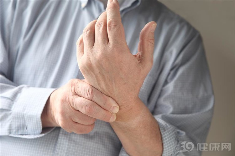 痛风风湿自愈的最简单方法,痛风引起的关节炎怎么止痛