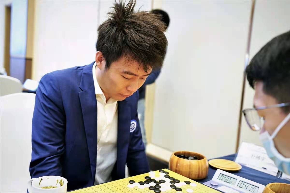 柯洁战胜丁浩,柯洁申真谞lg杯直播谁赢了