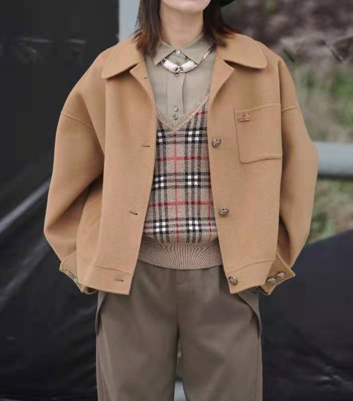 淡雅而高贵简单而干练气质出彩玛丝恩迪为你量身定做