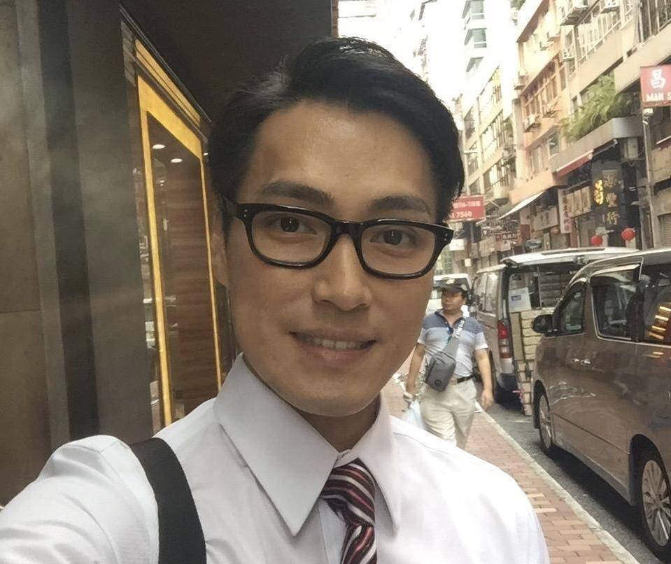 36岁TVB绿叶兼职做物理治疗师维持生计薪酬是拍戏的7倍