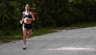 哈哈哈哈哈为什么,为什么越跑步的人越跑越单身