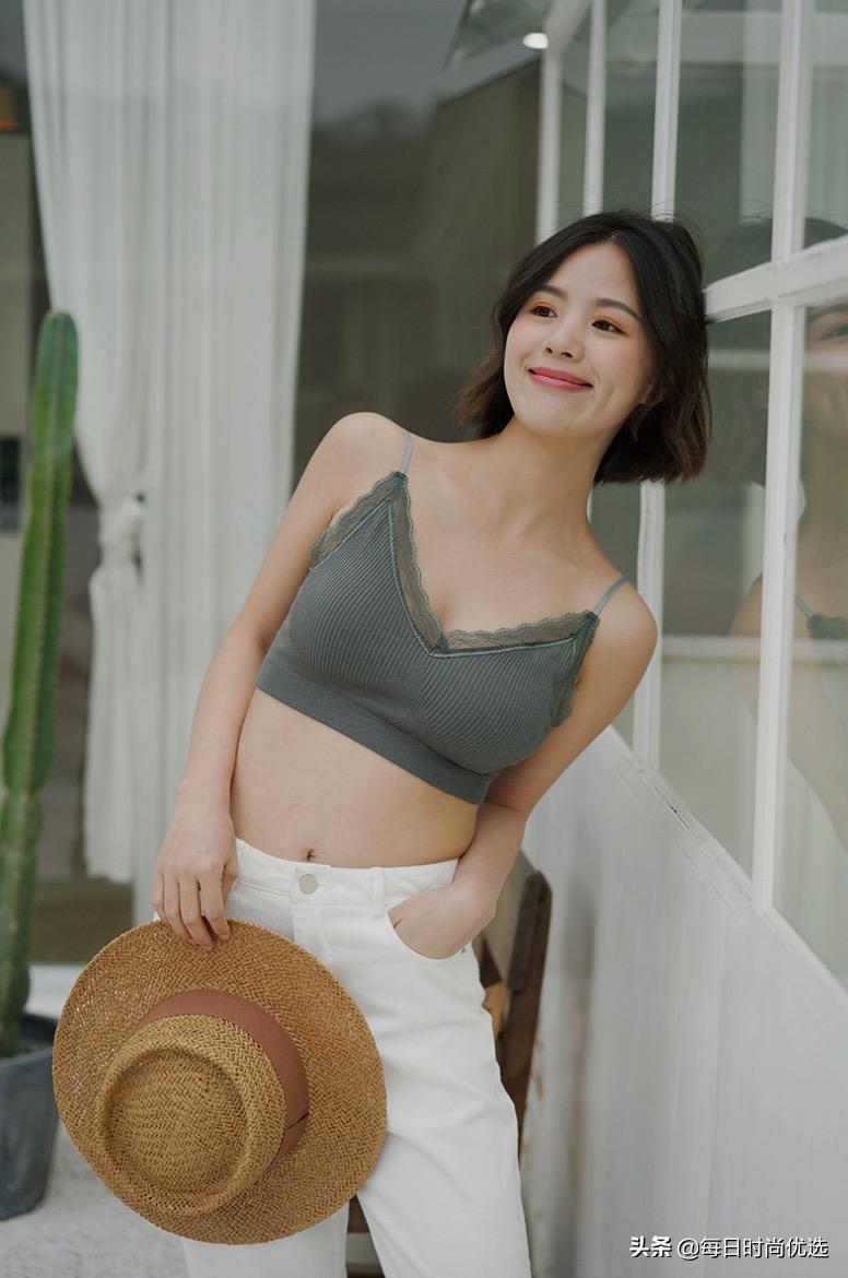 气质女神职业装街拍写真,女生运动衣街拍