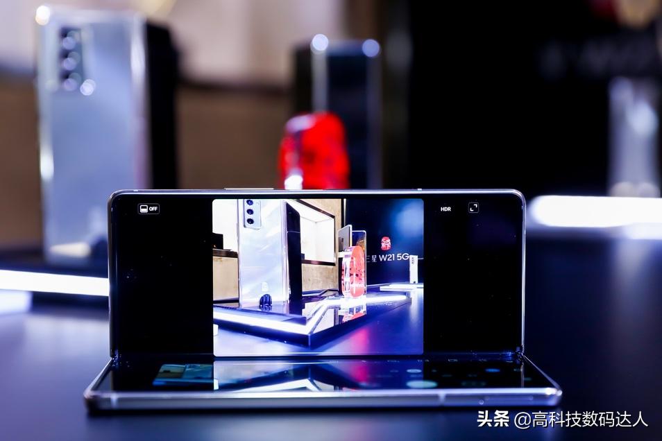 三星心系天下w22测评,三星心系天下w21动态壁纸下载