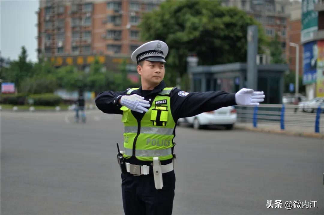 这个假期，最美的他们用行动“说话”——
