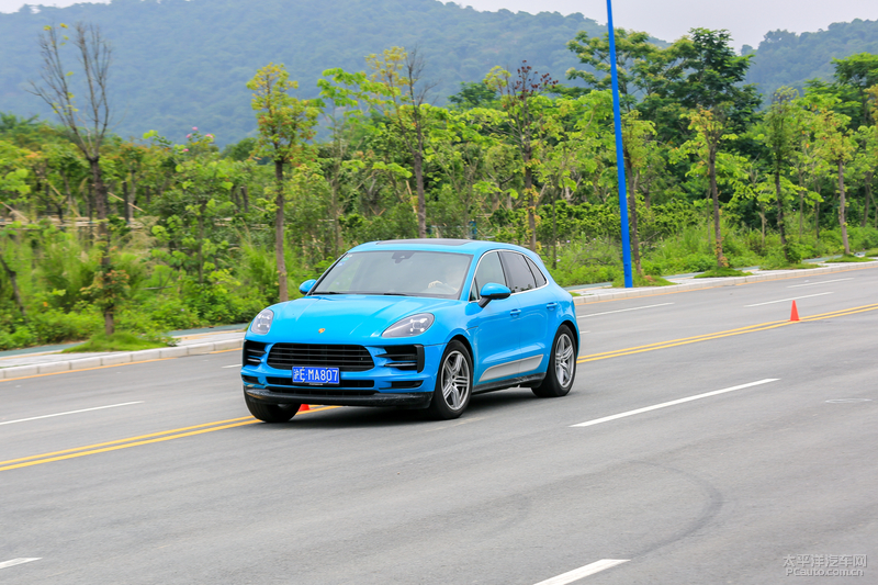 2019款保时捷macans运动suv之选 (2022款保时捷macan s深度试驾2.9t)