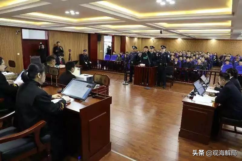他在百名干部前忏悔两前下属曾同日被查