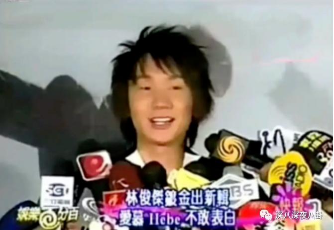 半年换3个妹子，但我仍然是纯情boy？