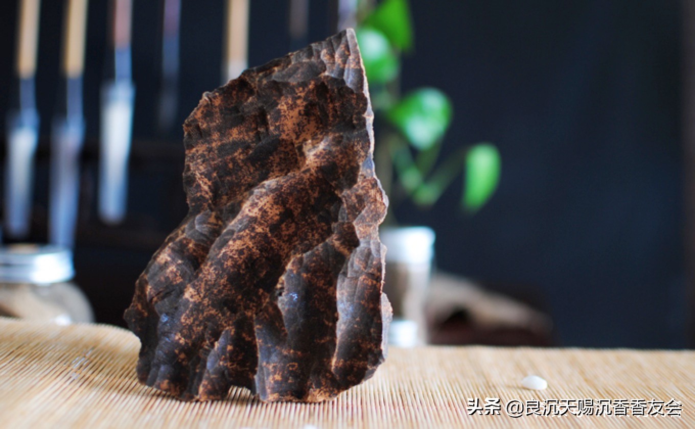选购沉香的五大纠结症你遇到了吗,沉香百科之新手对沉香的问题总结