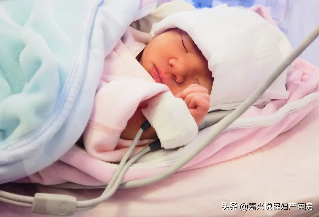 腹痛！出血！抢救！一场母婴保卫战正式打响…