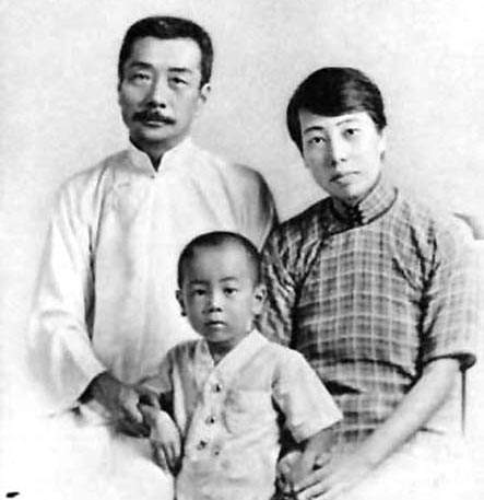 从讨论“铁屋子”，到死前谁都不宽恕，鲁迅究竟在纠结什么？