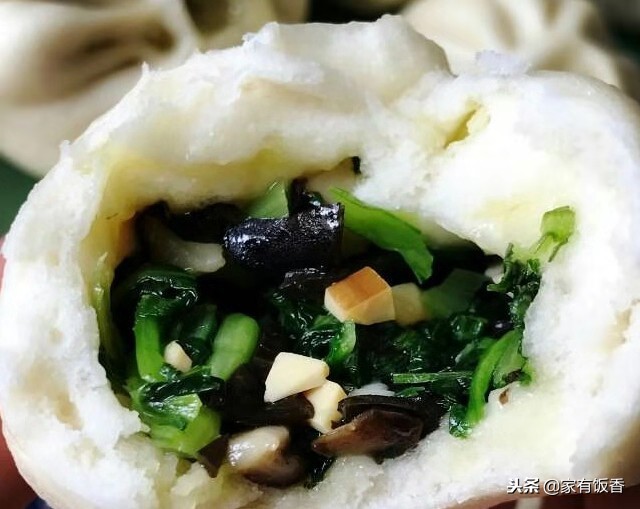 青菜包子不发黄的秘诀,如何让青菜包子的青菜颜色更青