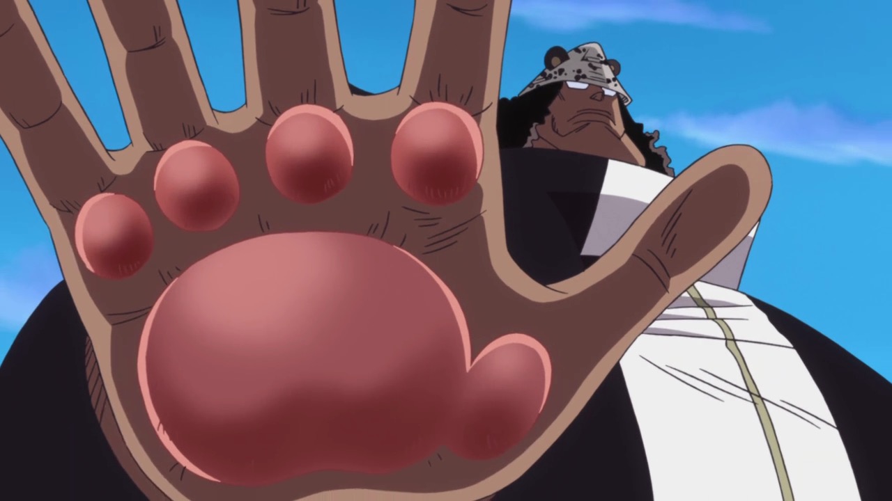 海贼王888集：暴君熊沦为奴隶，任凭天龙人玩弄，萨博非常愤怒